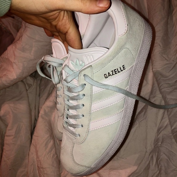 Adidas Gazelle Women’s shoe - Picture 3 of 5